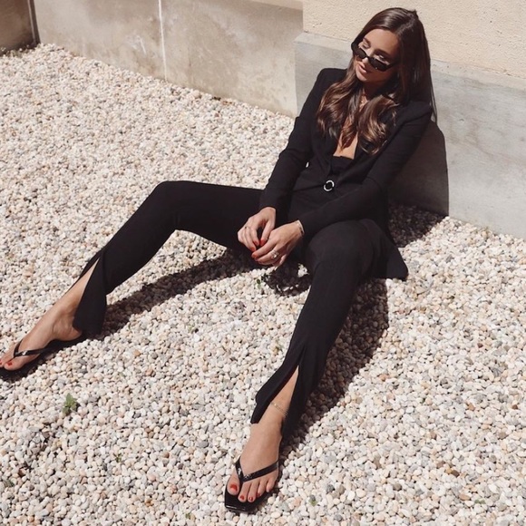 Danielle Bernstein Macy’s Black Blazer - Picture 2 of 7